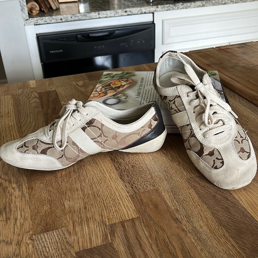 Coach tennis shoes